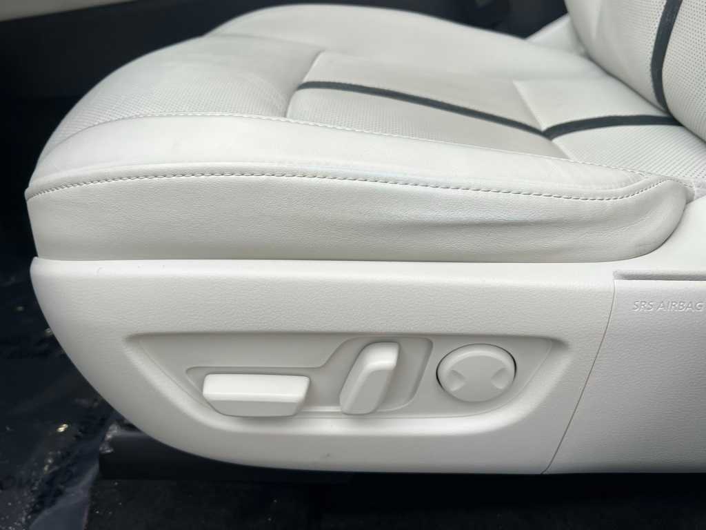 Thumbnail: 2024 Mazda CX-90 - 18