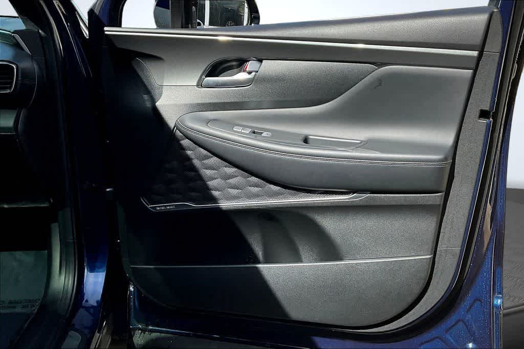 Thumbnail: 2023 Hyundai Santa Fe - 18