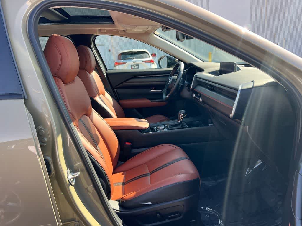 Thumbnail: 2023 Mazda CX-50 - 21