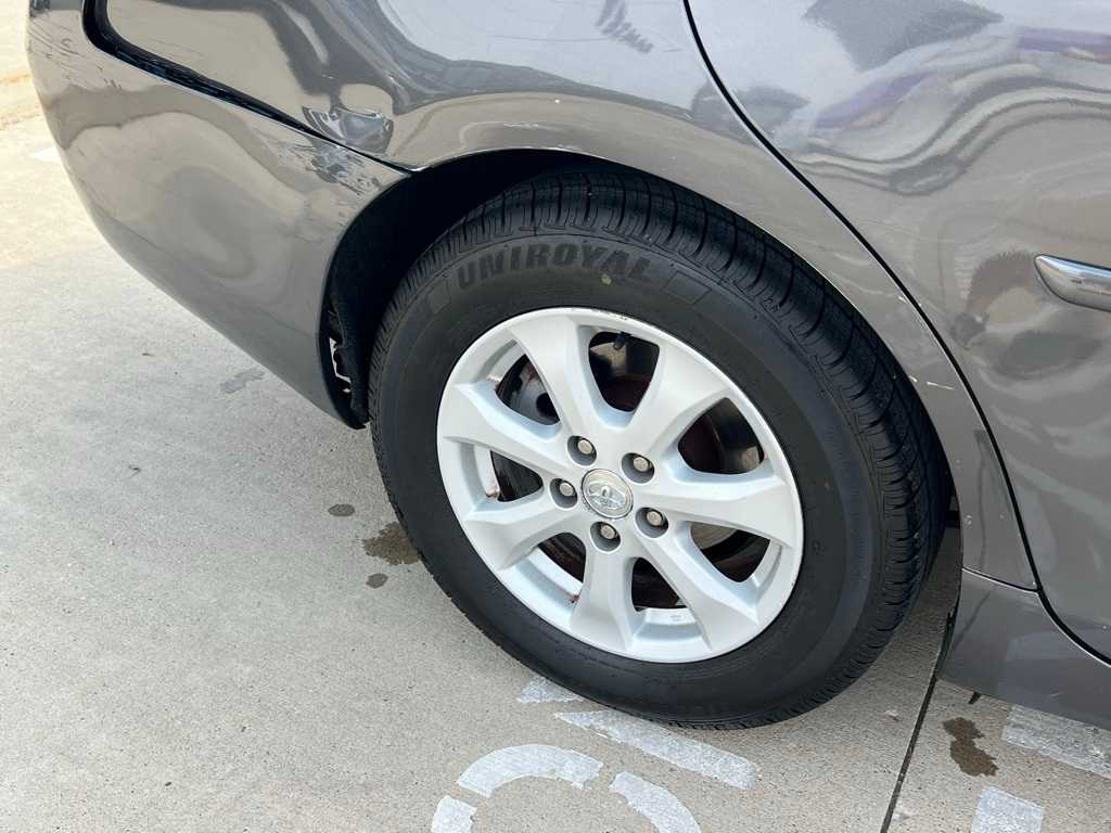 Thumbnail: 2011 Toyota Camry - 11