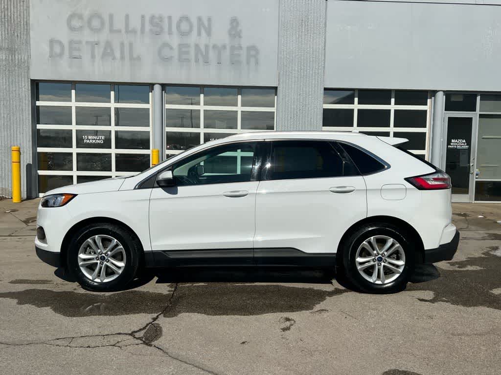 Thumbnail: 2019 Ford Edge - 3
