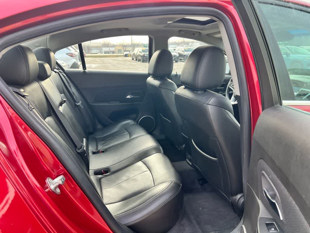 Thumbnail: 2011 Chevrolet Cruze - 21