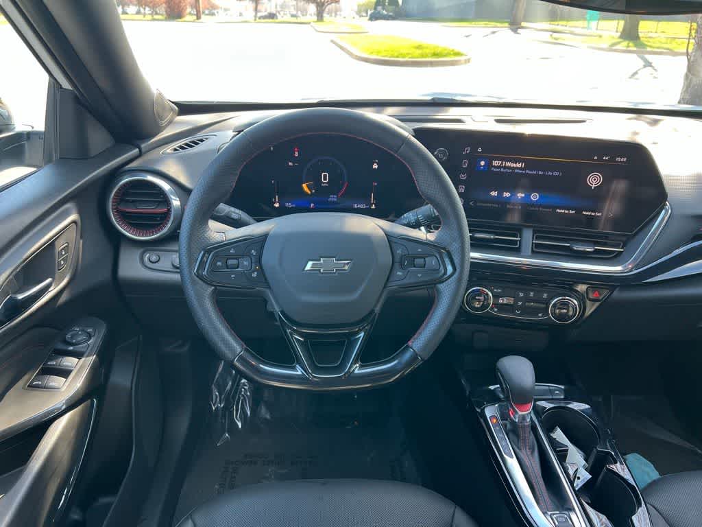 Thumbnail: 2025 Chevrolet Trax - 26