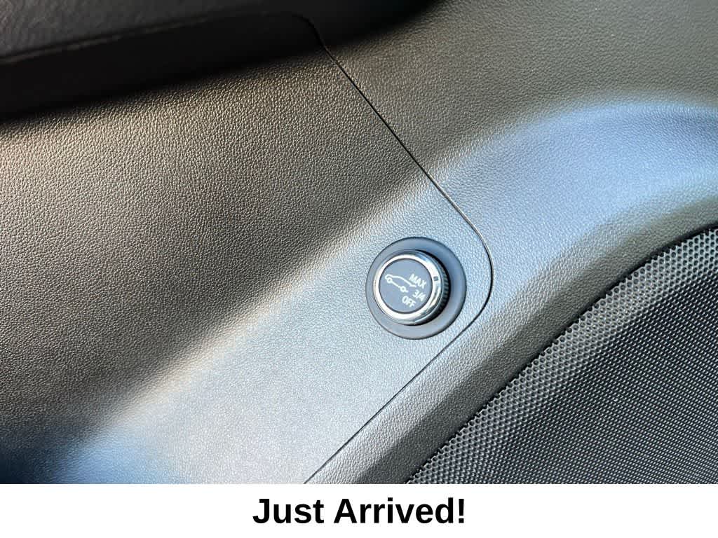 Thumbnail: 2021 GMC Acadia - 18