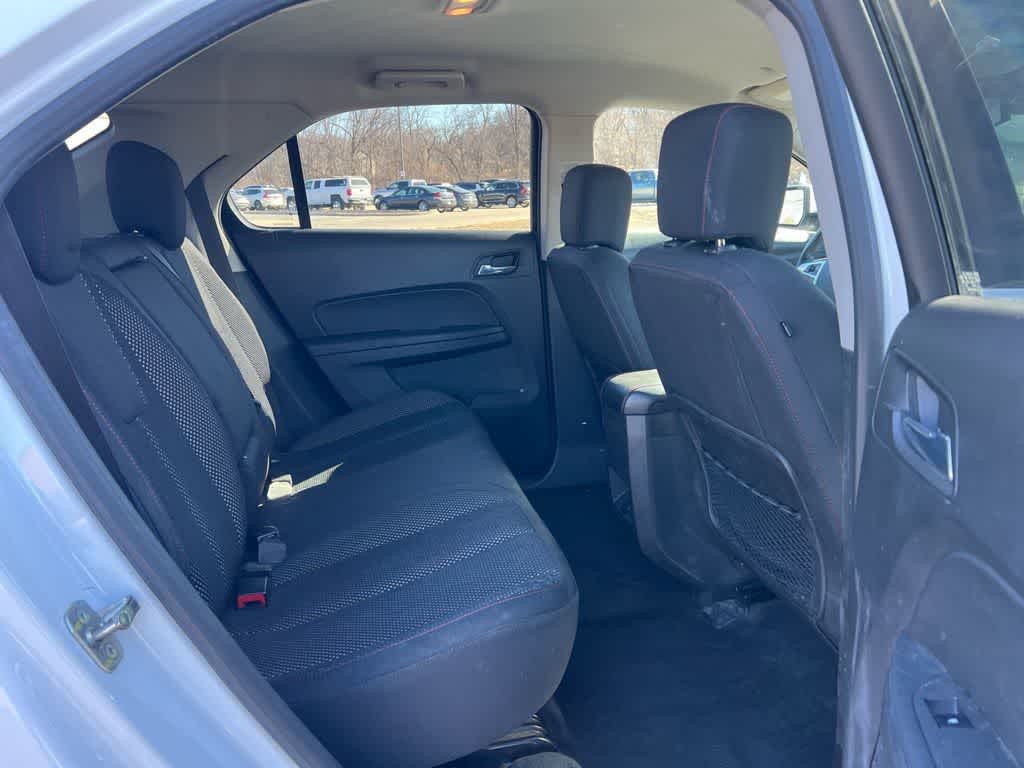 Thumbnail: 2012 Chevrolet Equinox - 19