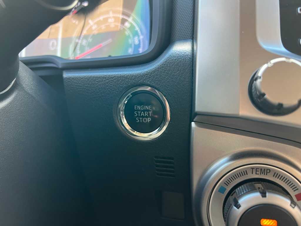 Thumbnail: 2020 Toyota 4Runner - 47