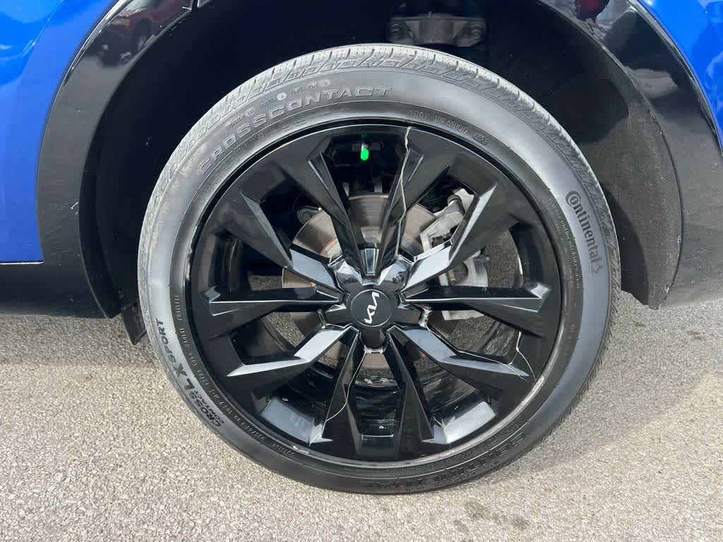 Thumbnail: 2023 Kia Sorento - 11