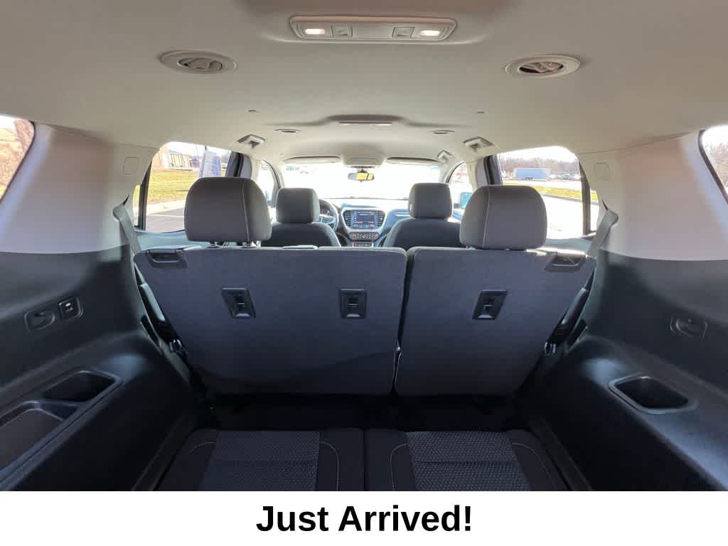 Thumbnail: 2021 GMC Acadia - 30