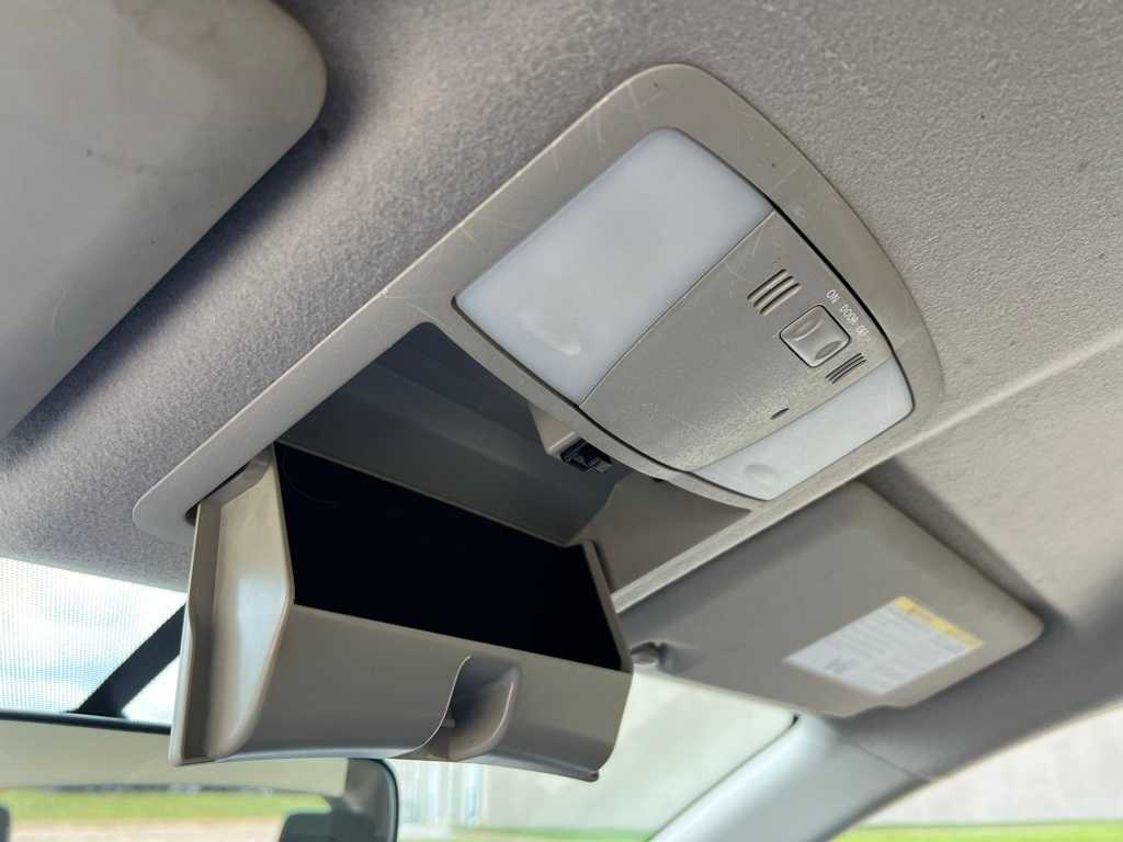 Thumbnail: 2012 Nissan Rogue - 25