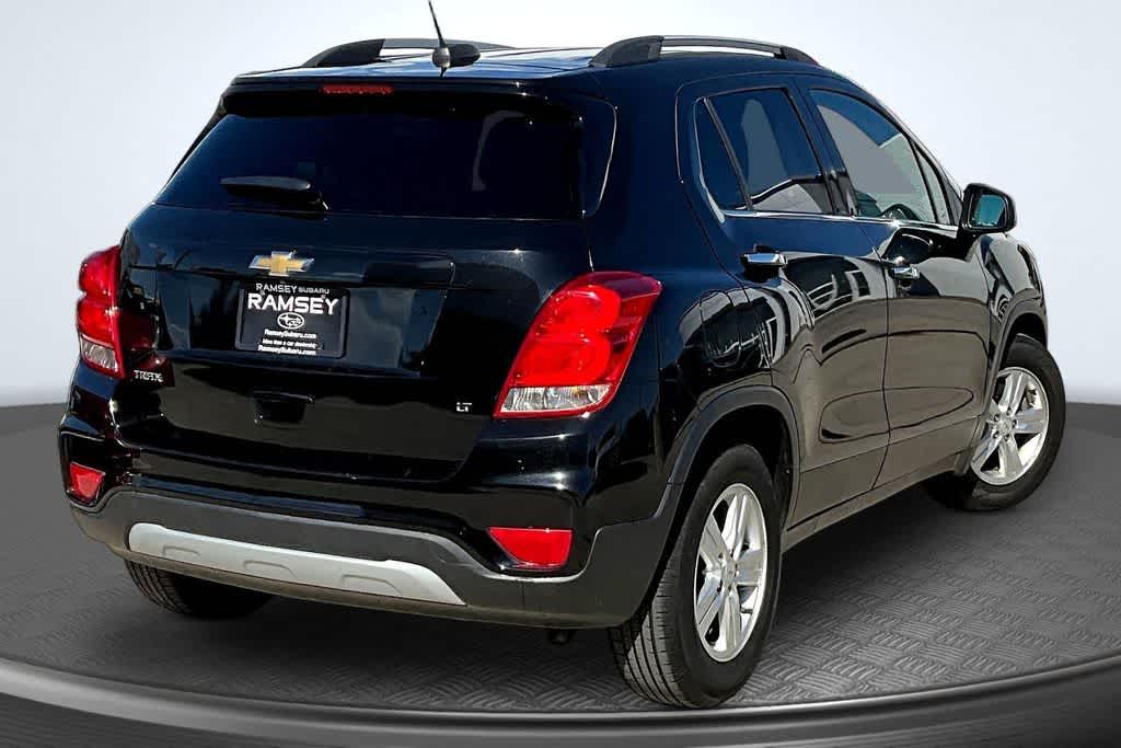 Thumbnail: 2020 Chevrolet Trax - 2