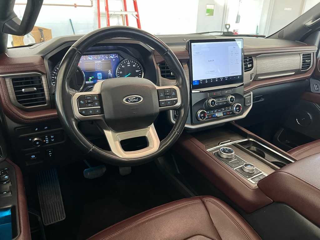 Thumbnail: 2022 Ford Expedition - 14
