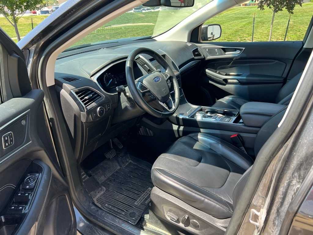 Thumbnail: 2019 Ford Edge - 2