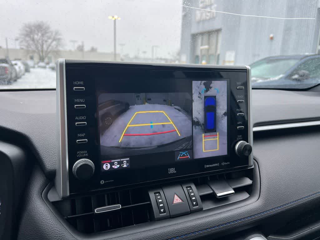 Thumbnail: 2022 Toyota RAV4 - 28