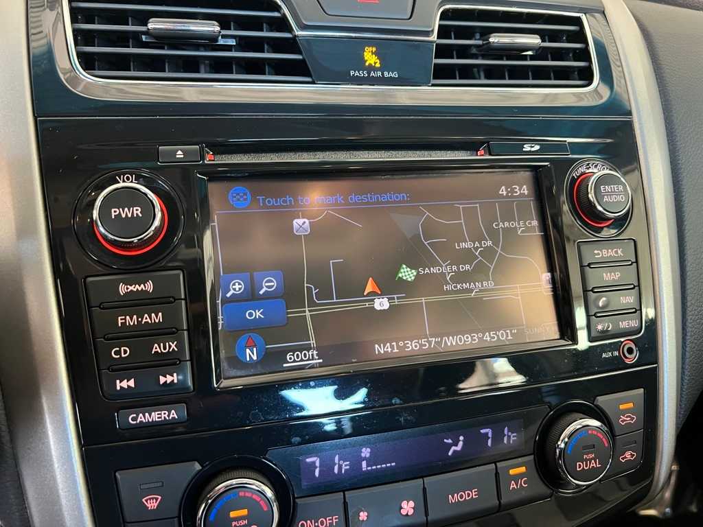 Thumbnail: 2013 Nissan Altima - 29