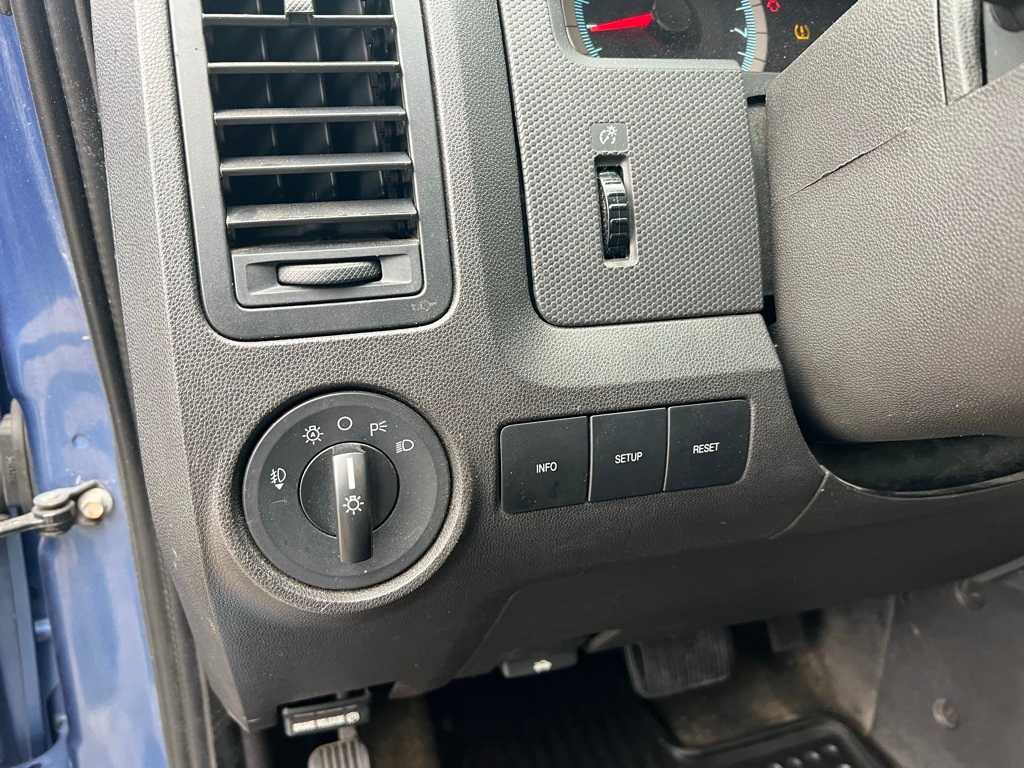 Thumbnail: 2010 Ford Escape - 13
