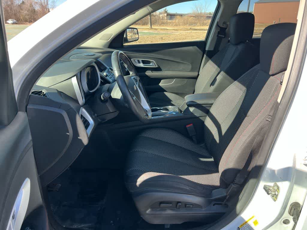 Thumbnail: 2012 Chevrolet Equinox - 15