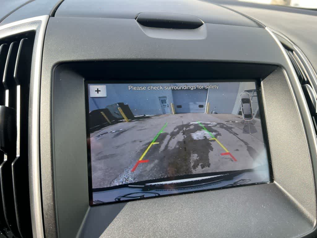 Thumbnail: 2019 Ford Edge - 33