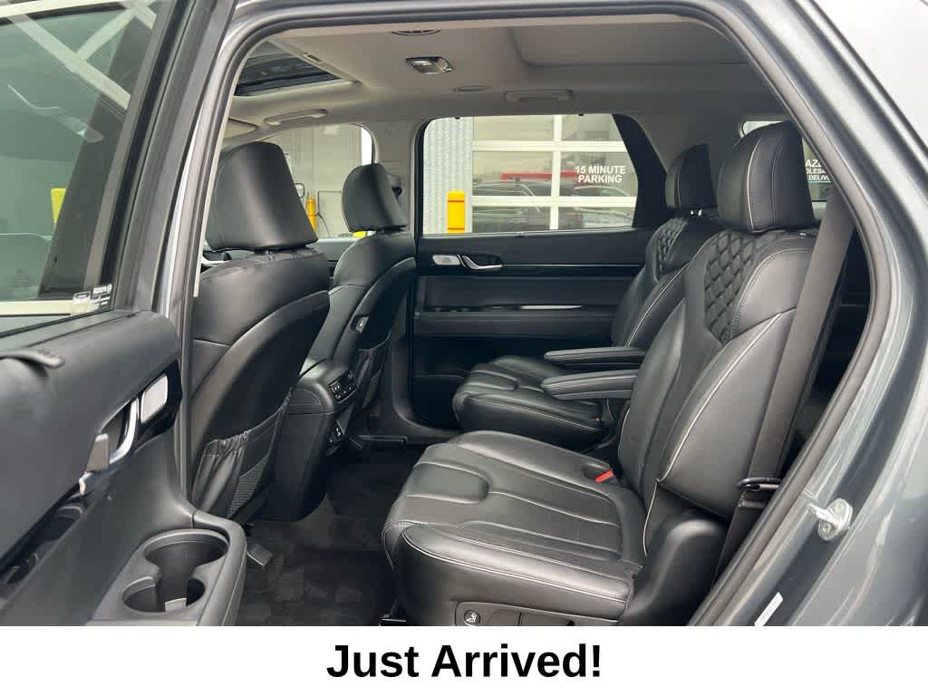 Thumbnail: 2022 Hyundai Palisade - 25