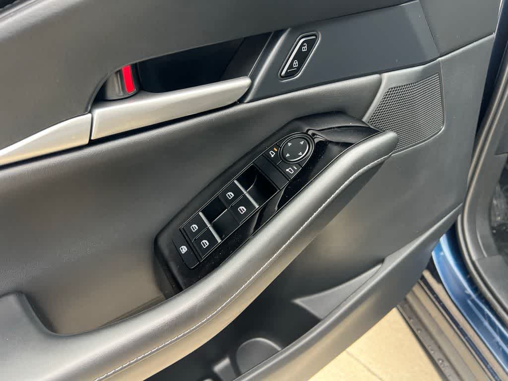 Thumbnail: 2025 Mazda CX-30 - 13