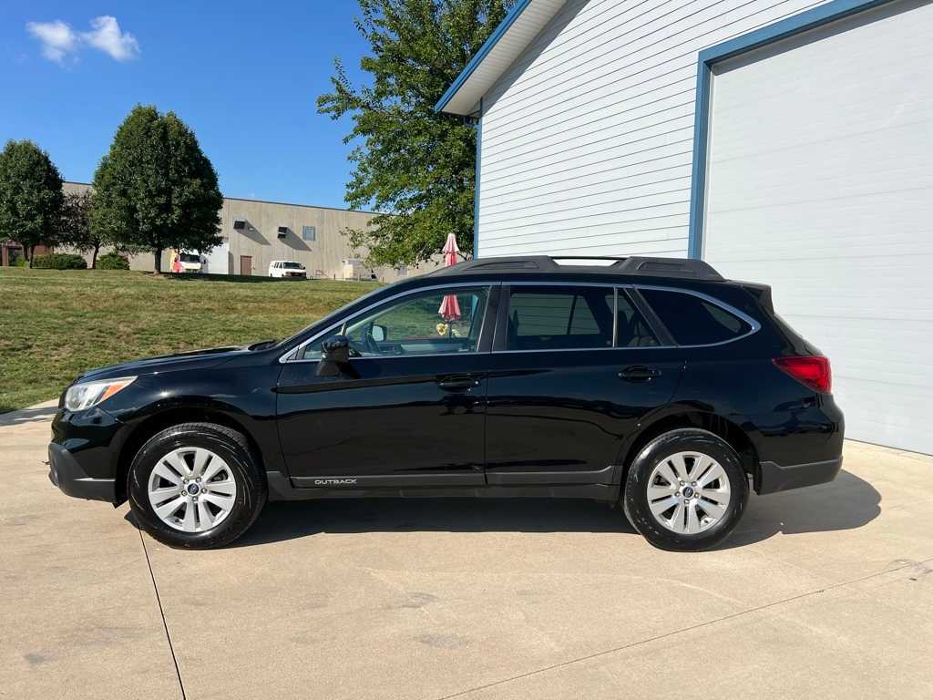 Thumbnail: 2017 Subaru Outback - 3