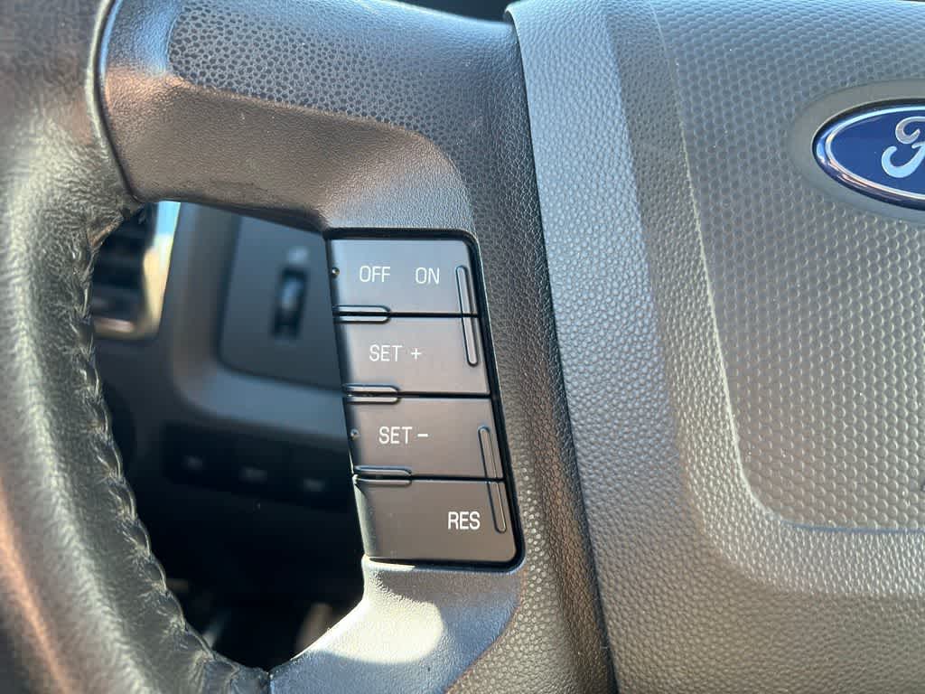 Thumbnail: 2011 Ford Escape - 23