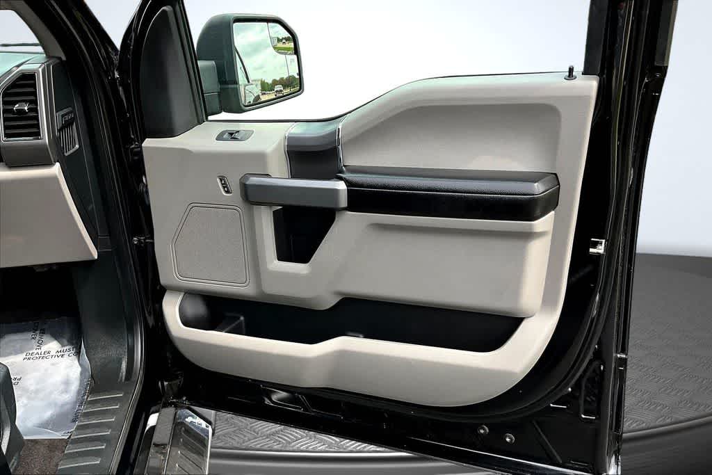 Thumbnail: 2018 Ford F-150 - 19