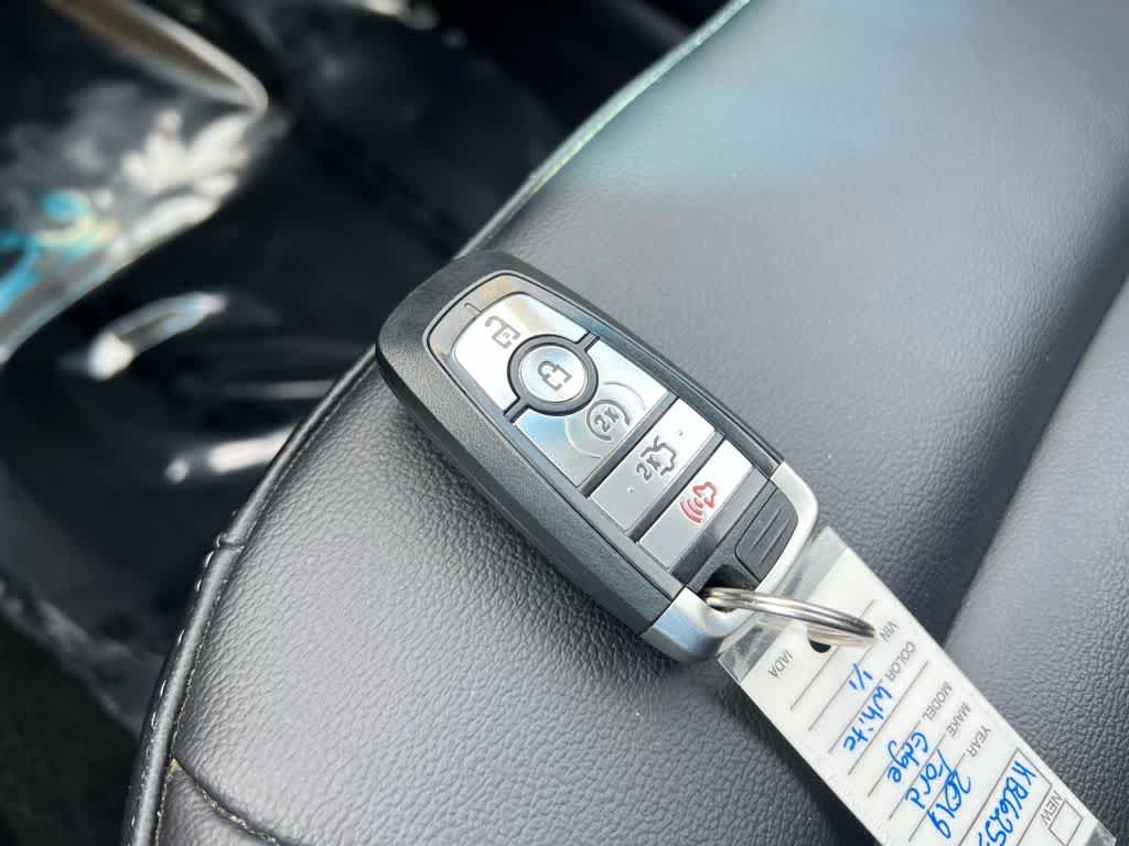 Thumbnail: 2019 Ford Edge - 40