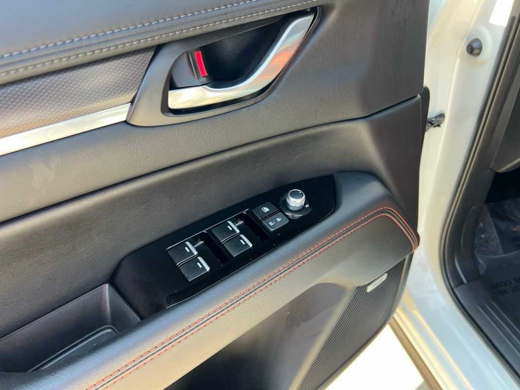 Thumbnail: 2025 Mazda CX-5 - 13