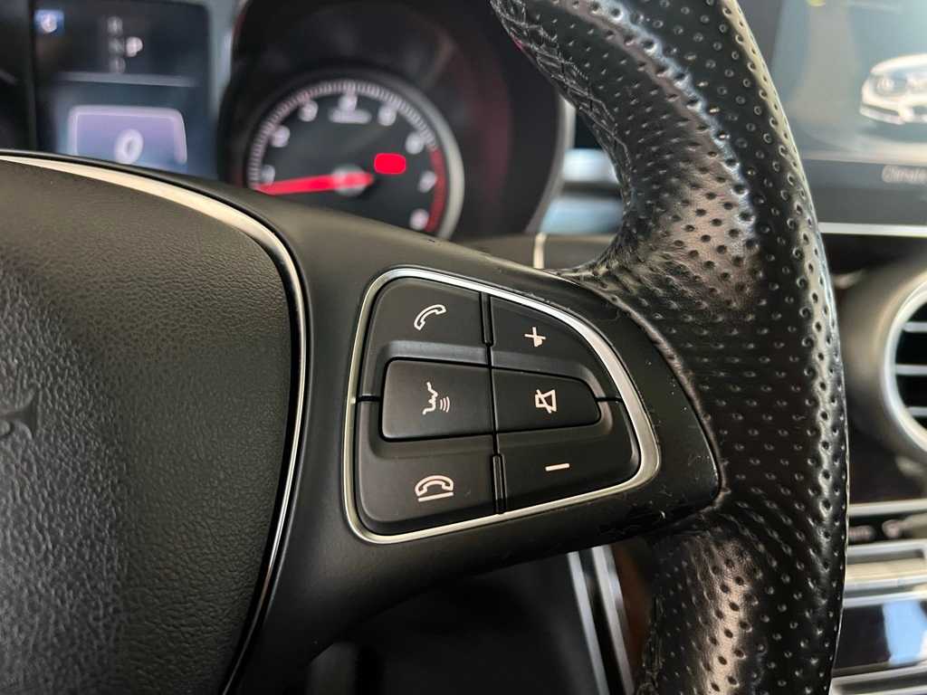 Thumbnail: 2017 Mercedes-Benz GLC - 27