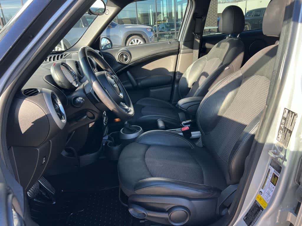 Thumbnail: 2011 MINI Cooper Countryman - 22