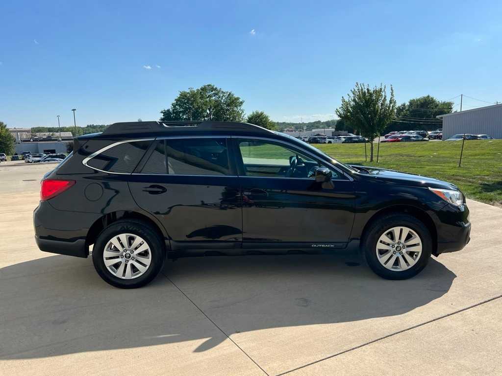 Thumbnail: 2017 Subaru Outback - 7