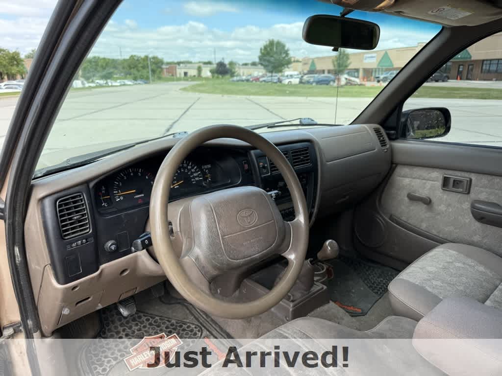 Thumbnail: 2000 Toyota Tacoma - 6