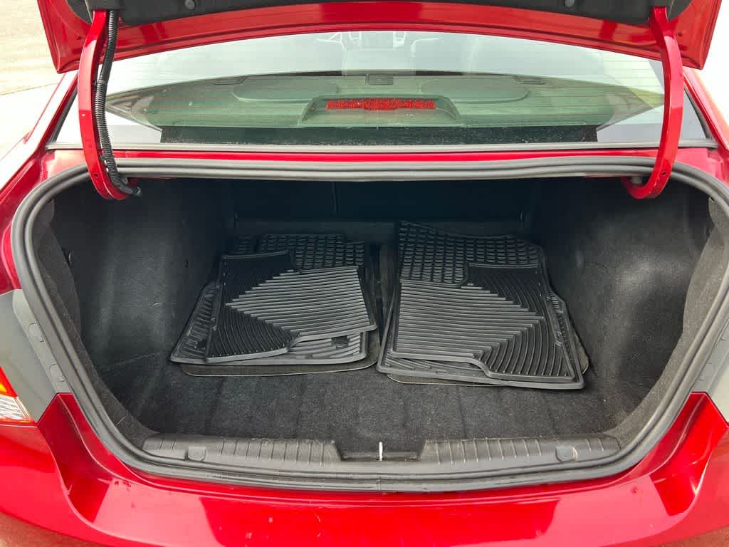 Thumbnail: 2011 Chevrolet Cruze - 23