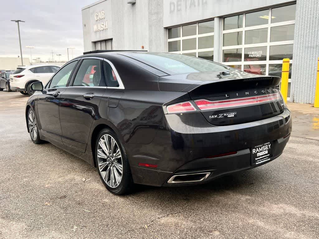Thumbnail: 2016 Lincoln MKZ - 4