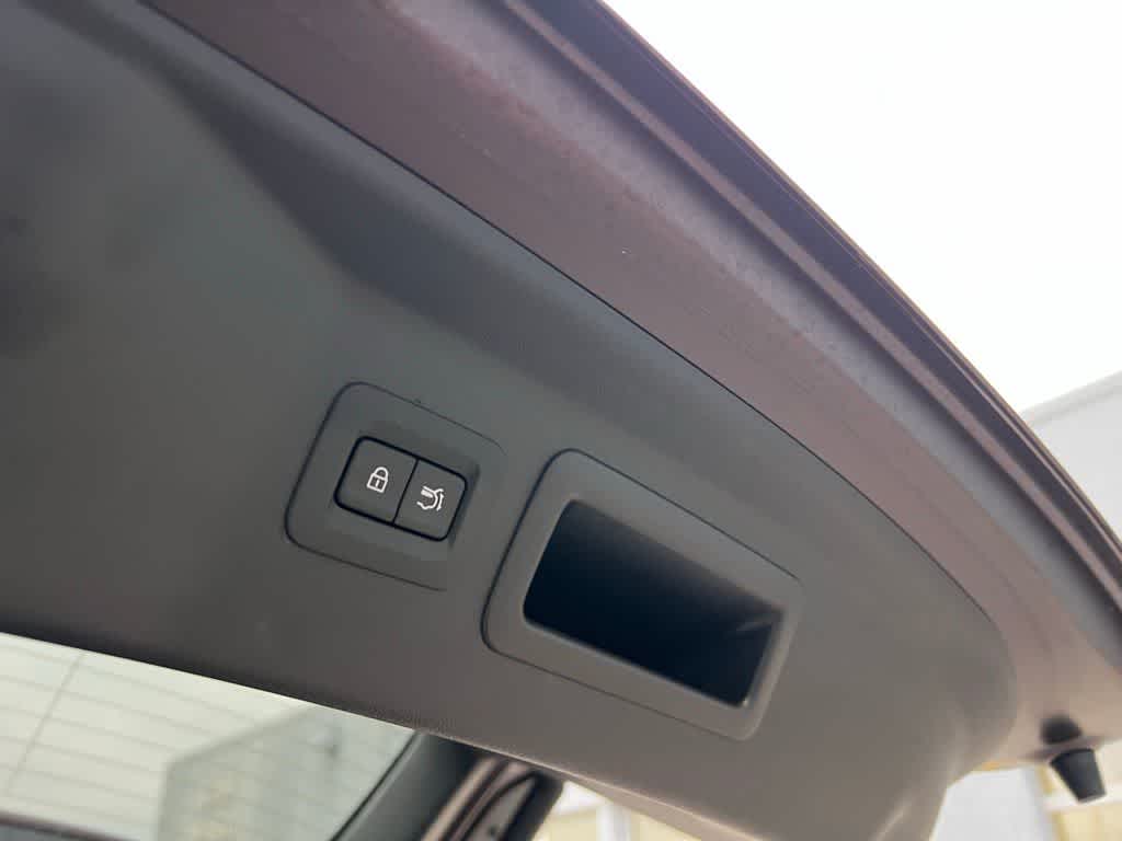 Thumbnail: 2025 Mazda CX-90 - 25