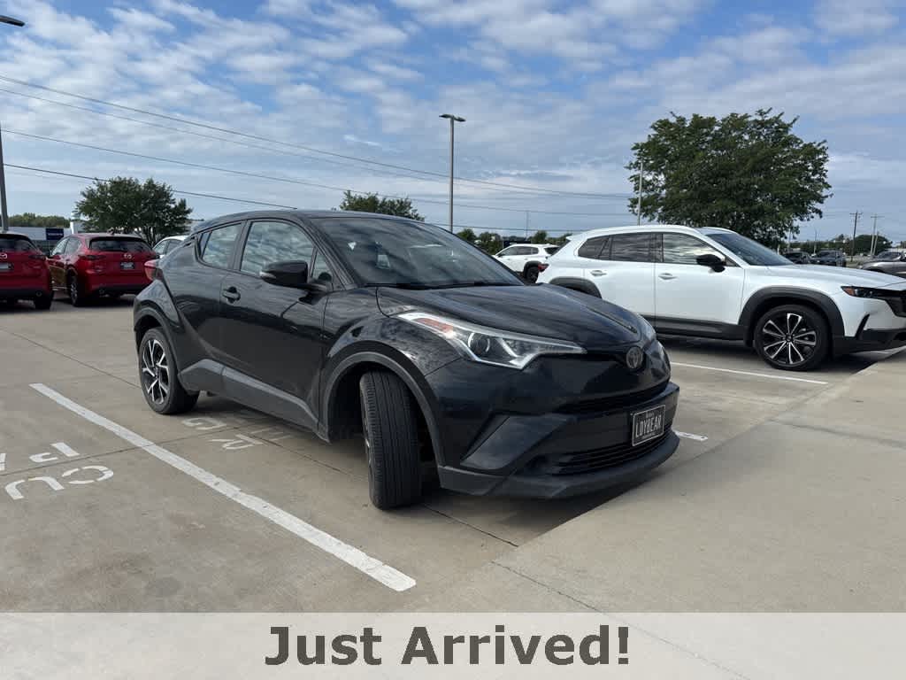Thumbnail: 2018 Toyota C-HR - 2