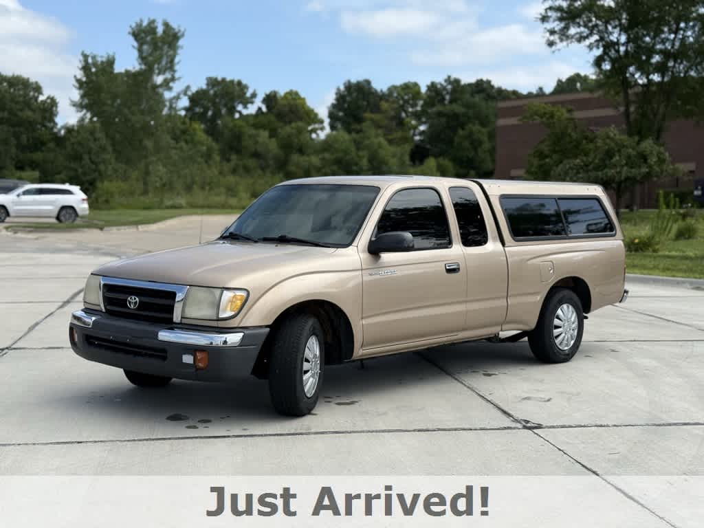 Thumbnail: 2000 Toyota Tacoma - 4