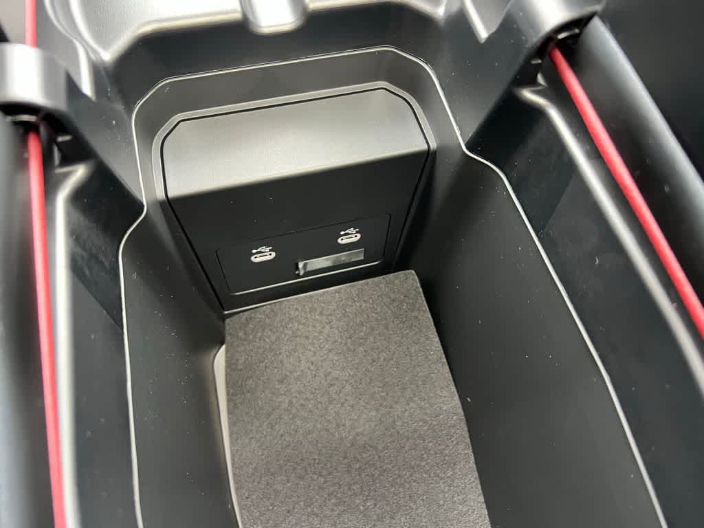 Thumbnail: 2025 Mazda CX-50 - 31