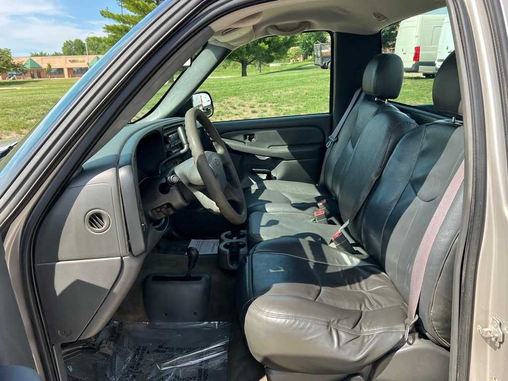 Thumbnail: 2004 Chevrolet Silverado 1500 - 19