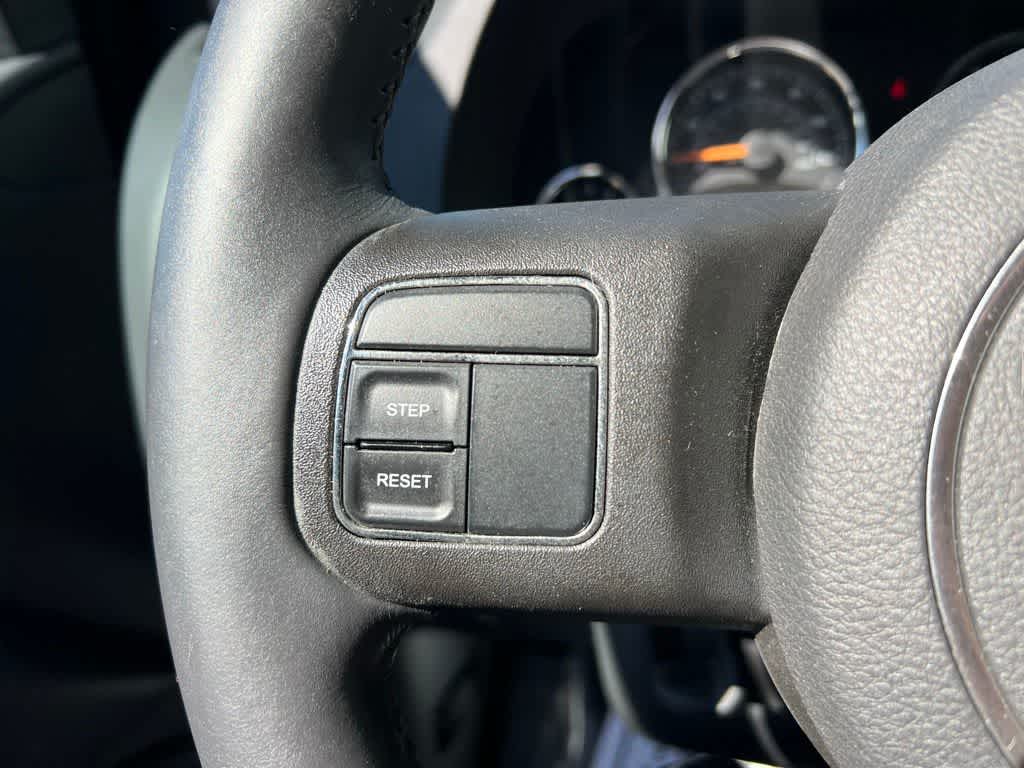 Thumbnail: 2014 Jeep Compass - 24