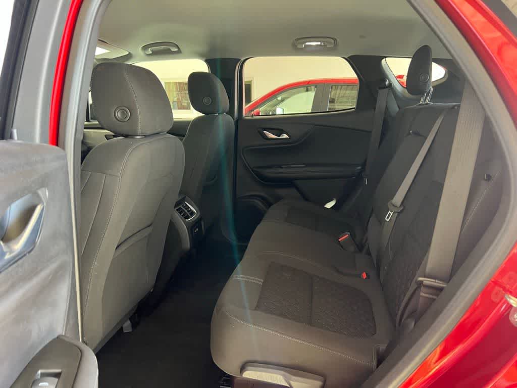 Thumbnail: 2021 Chevrolet Blazer - 21