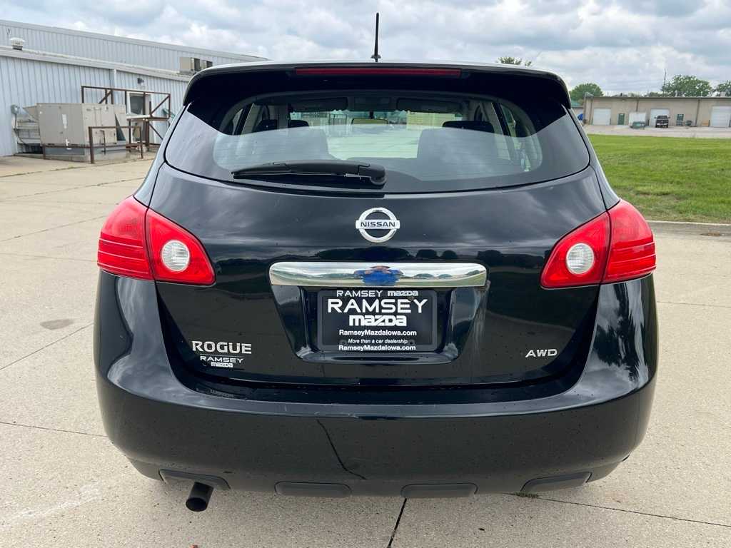 Thumbnail: 2012 Nissan Rogue - 4