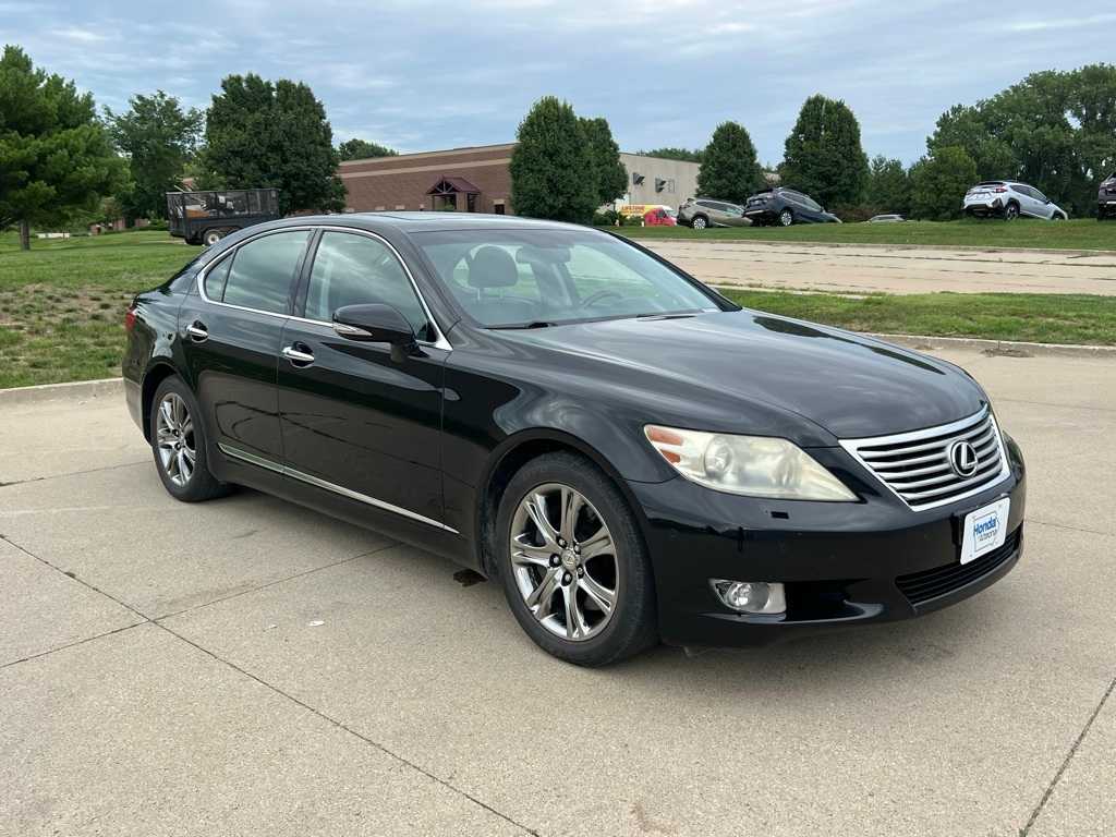 Thumbnail: 2012 Lexus LS - 8
