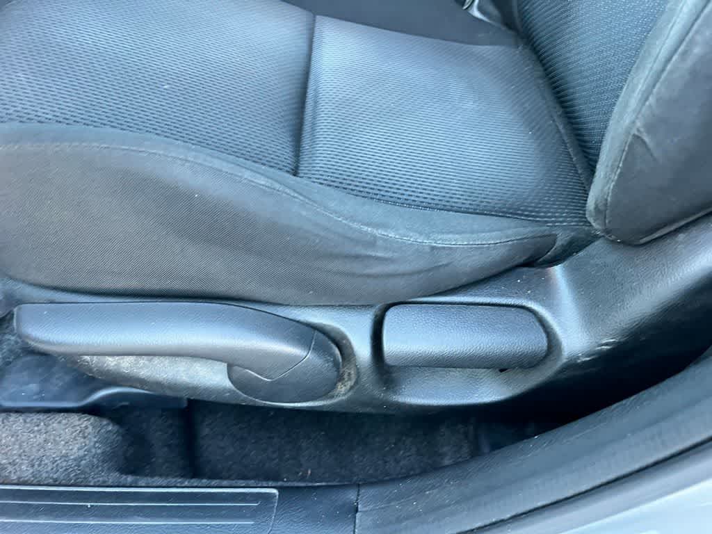 Thumbnail: 2011 Mazda Mazda3 - 18