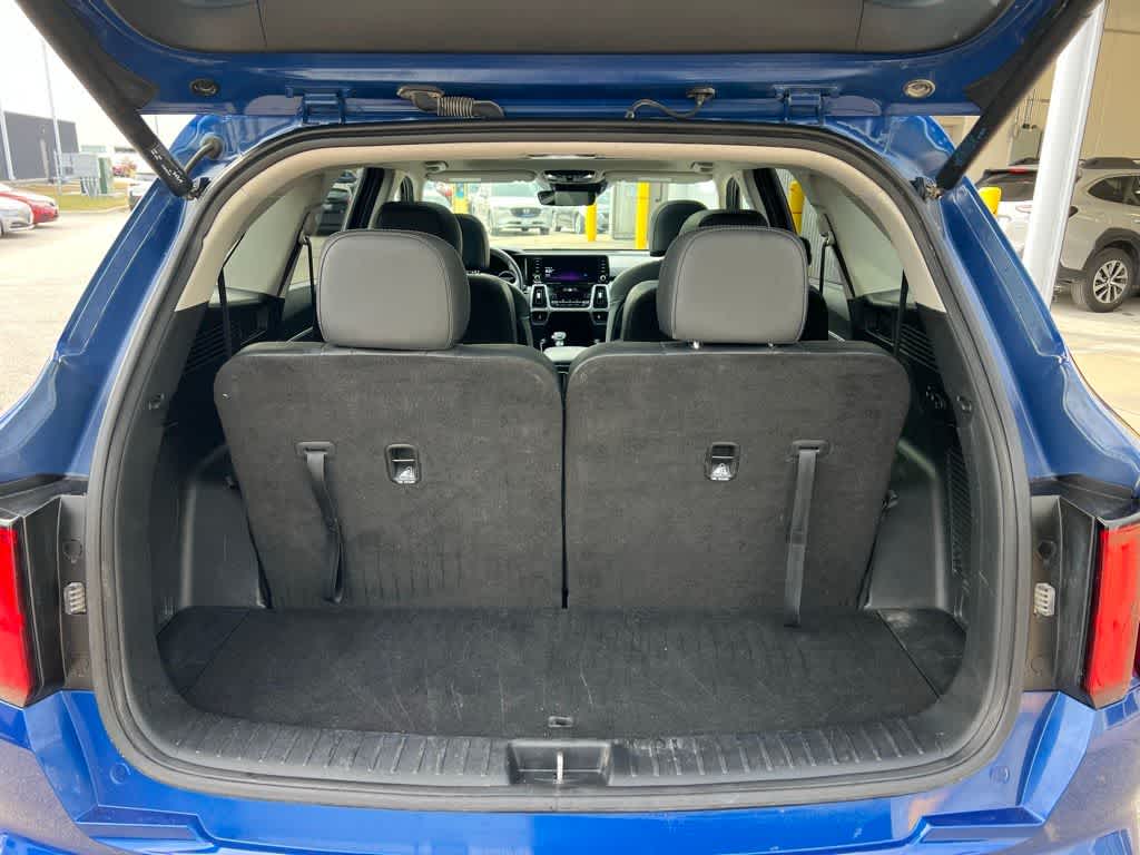 Thumbnail: 2023 Kia Sorento - 28