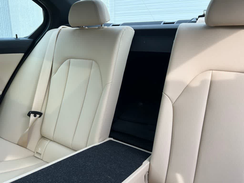 Thumbnail: 2020 BMW 3 Series - 30