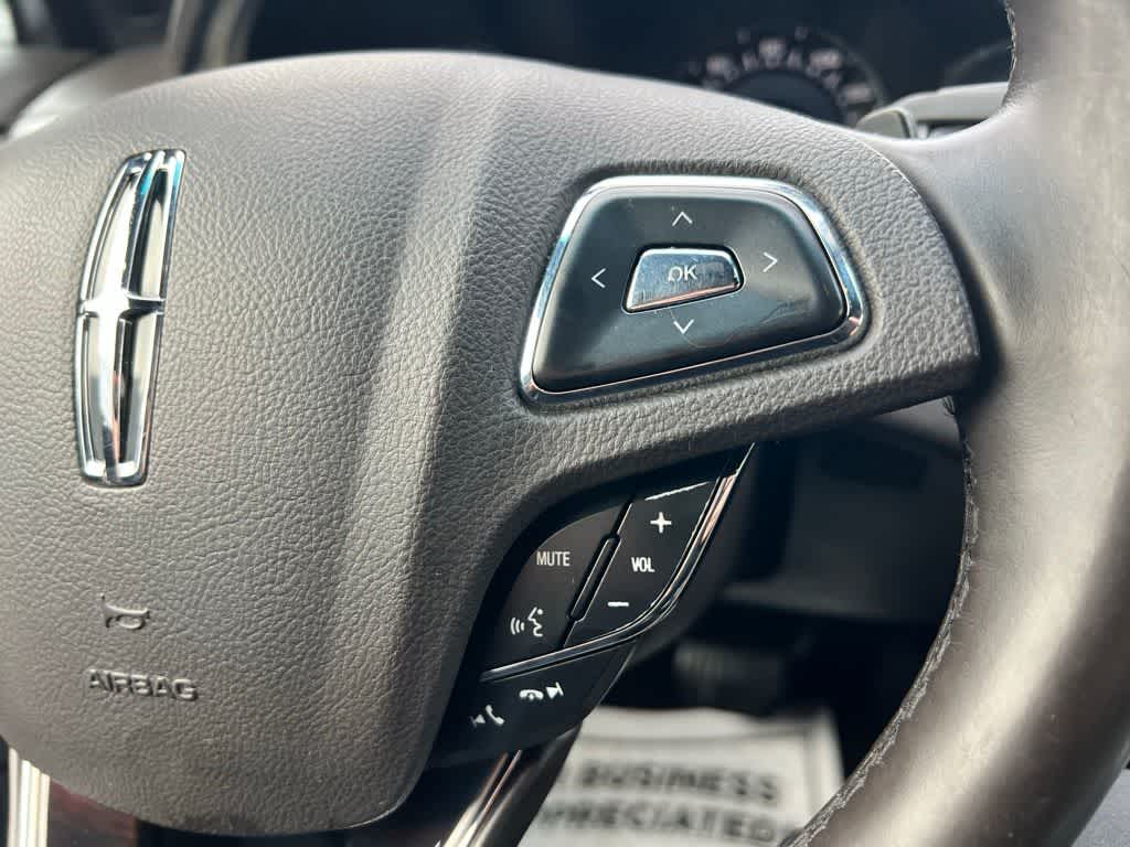 Thumbnail: 2016 Lincoln MKZ - 33