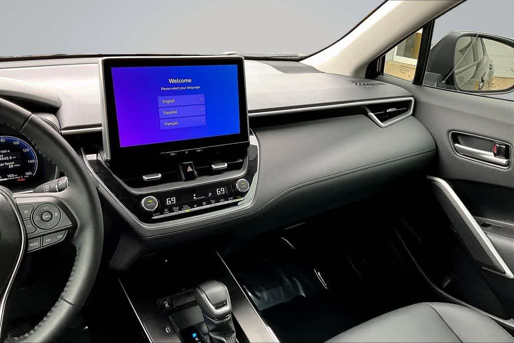Thumbnail: 2026 Toyota Corolla Cross - 6
