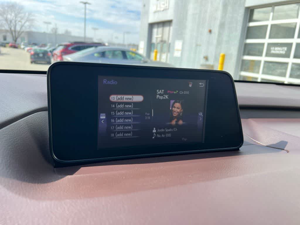 Thumbnail: 2017 Lexus RX - 40