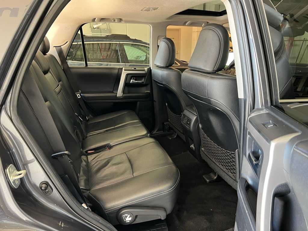 Thumbnail: 2020 Toyota 4Runner - 28